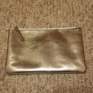 Oscar De La Renta cosmetics bag